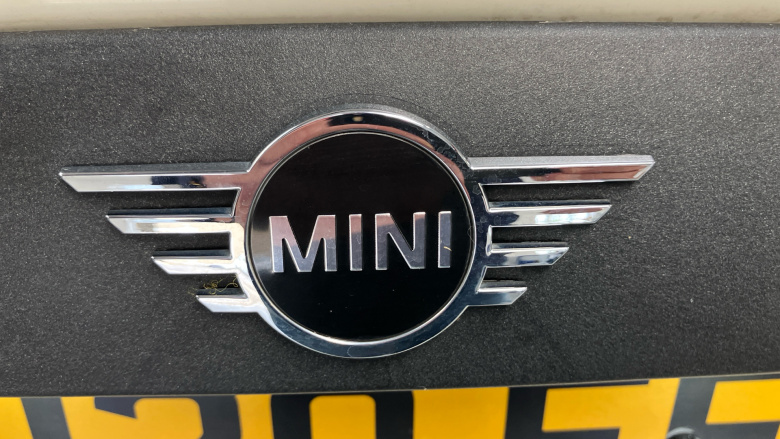 MINI Hatchback 1.5 One Classic II 5dr Petrol Hatchback